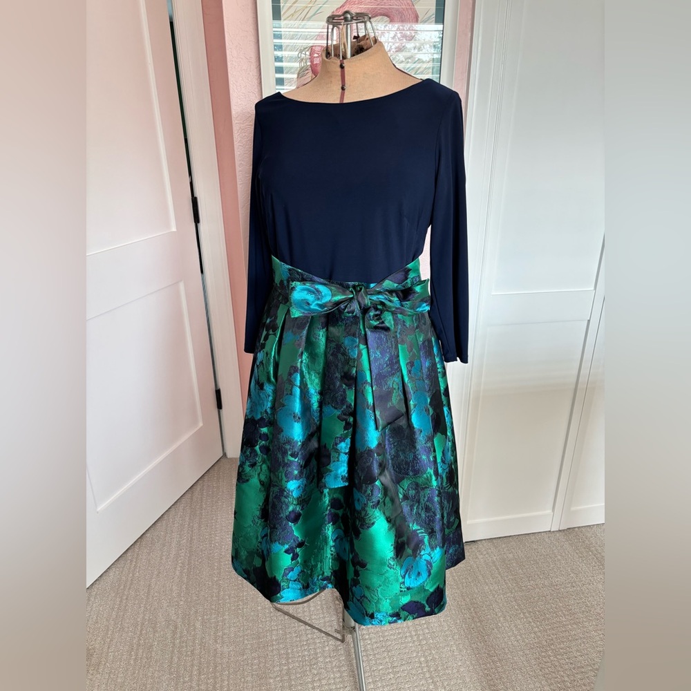 Jessica Howard Navy and Green Floral Dress
